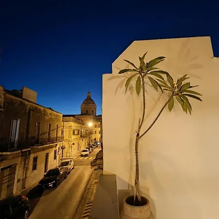 Terrazza Bianca- Eleganza E Comfort A Due Passi Dal Centro Di *